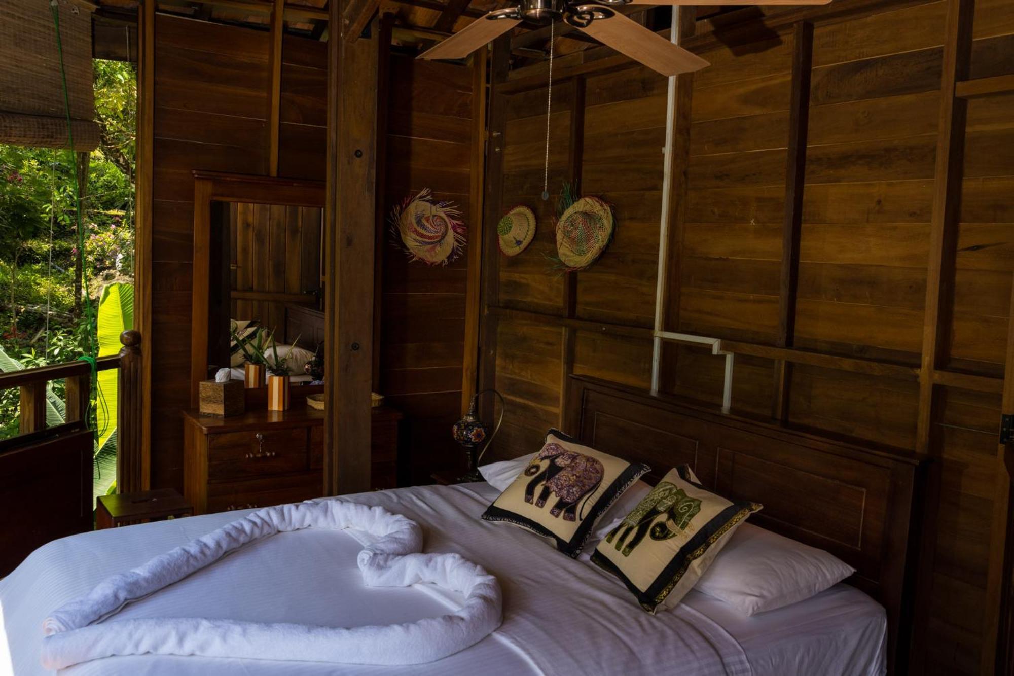 Wanakaset Forest Glamping Kitulgala Esterno foto