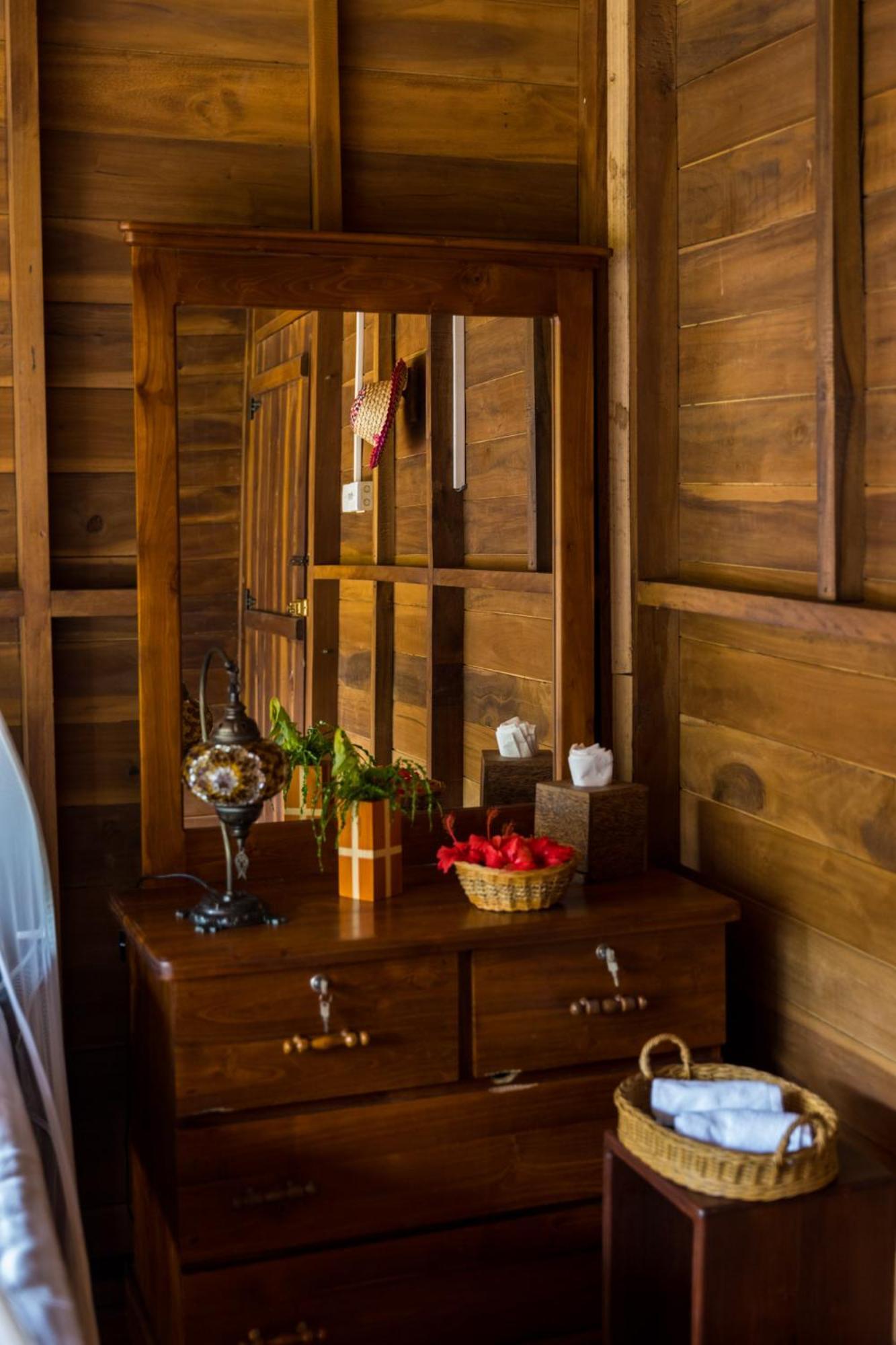 Wanakaset Forest Glamping Kitulgala Esterno foto