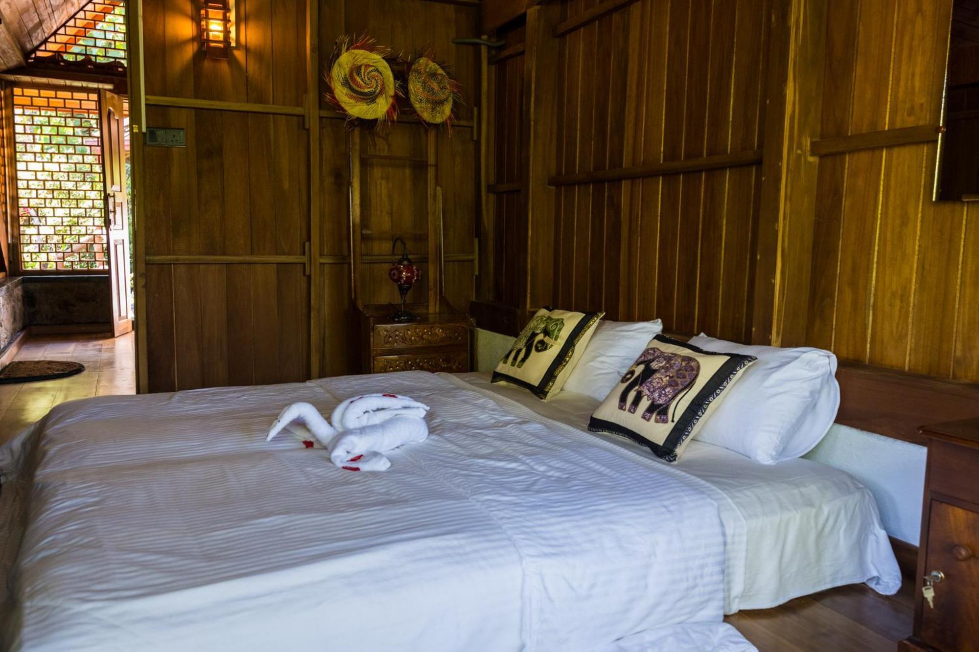 Wanakaset Forest Glamping Kitulgala Esterno foto